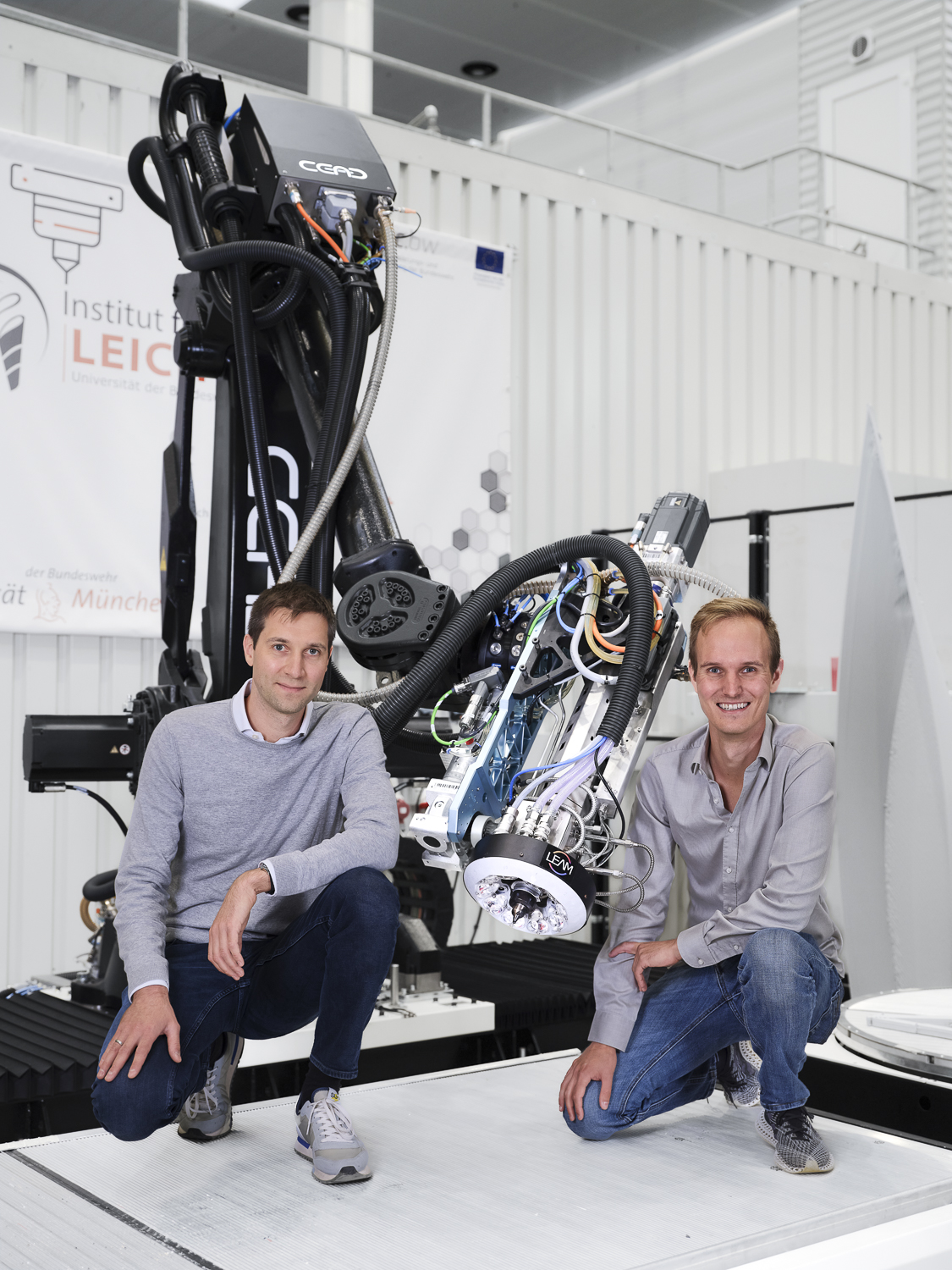 LEAM team with the DEMEX extrusion AM system